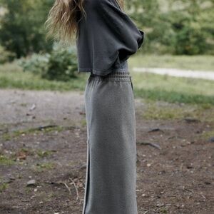 Zara straight felt texture skirt